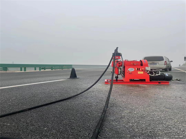 吉县马路路基路面开裂下沉注浆加固灌浆