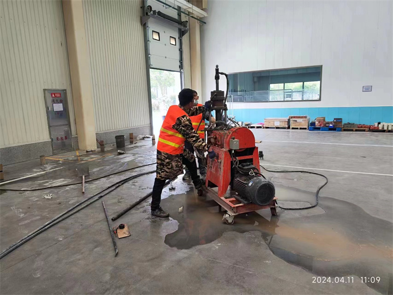 吉县厂房地面下沉塌陷注浆加固施工